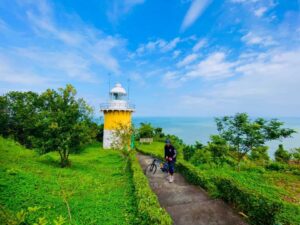 Tien Sa lighthouse